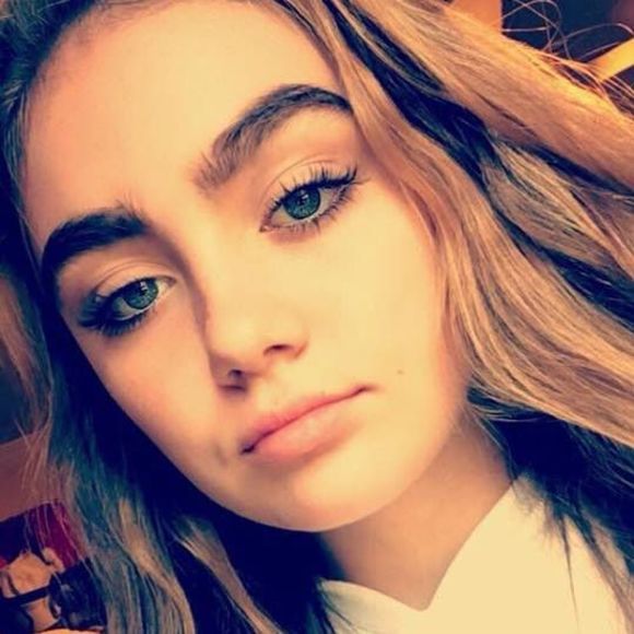 Meet your Posher, Josey - Picture 1 of 1